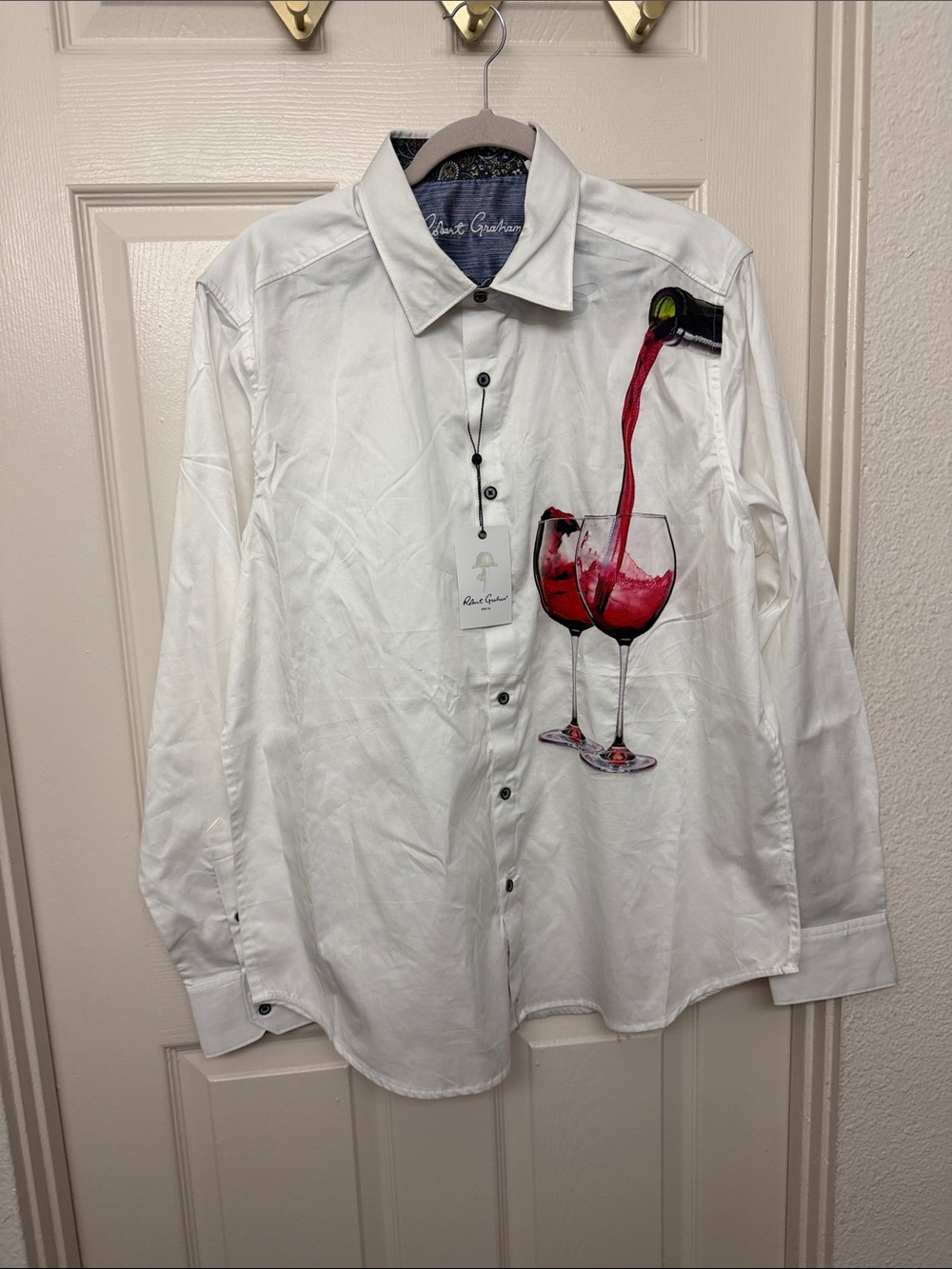 Robert Graham White Button-Up Shirt with Red Wine Pour Graphic